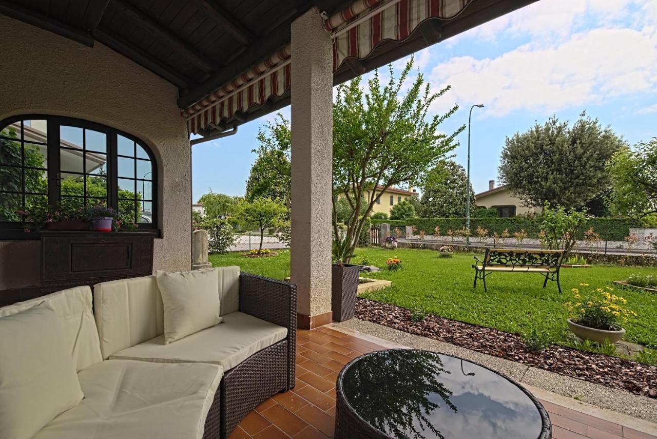 Vecchia Favola House Βίλα Quarto dʼAltino Εξωτερικό φωτογραφία