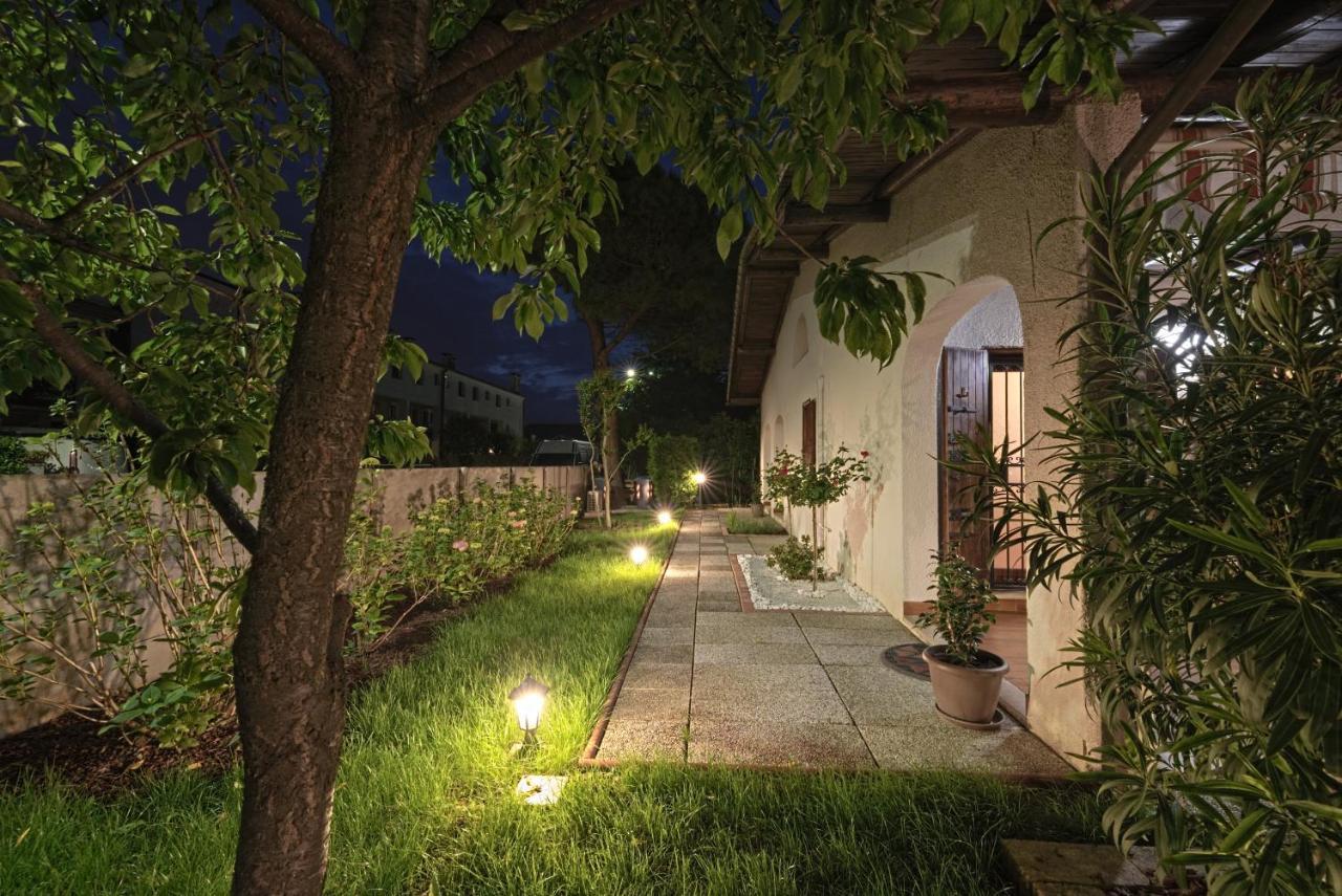 Vecchia Favola House Βίλα Quarto dʼAltino Εξωτερικό φωτογραφία