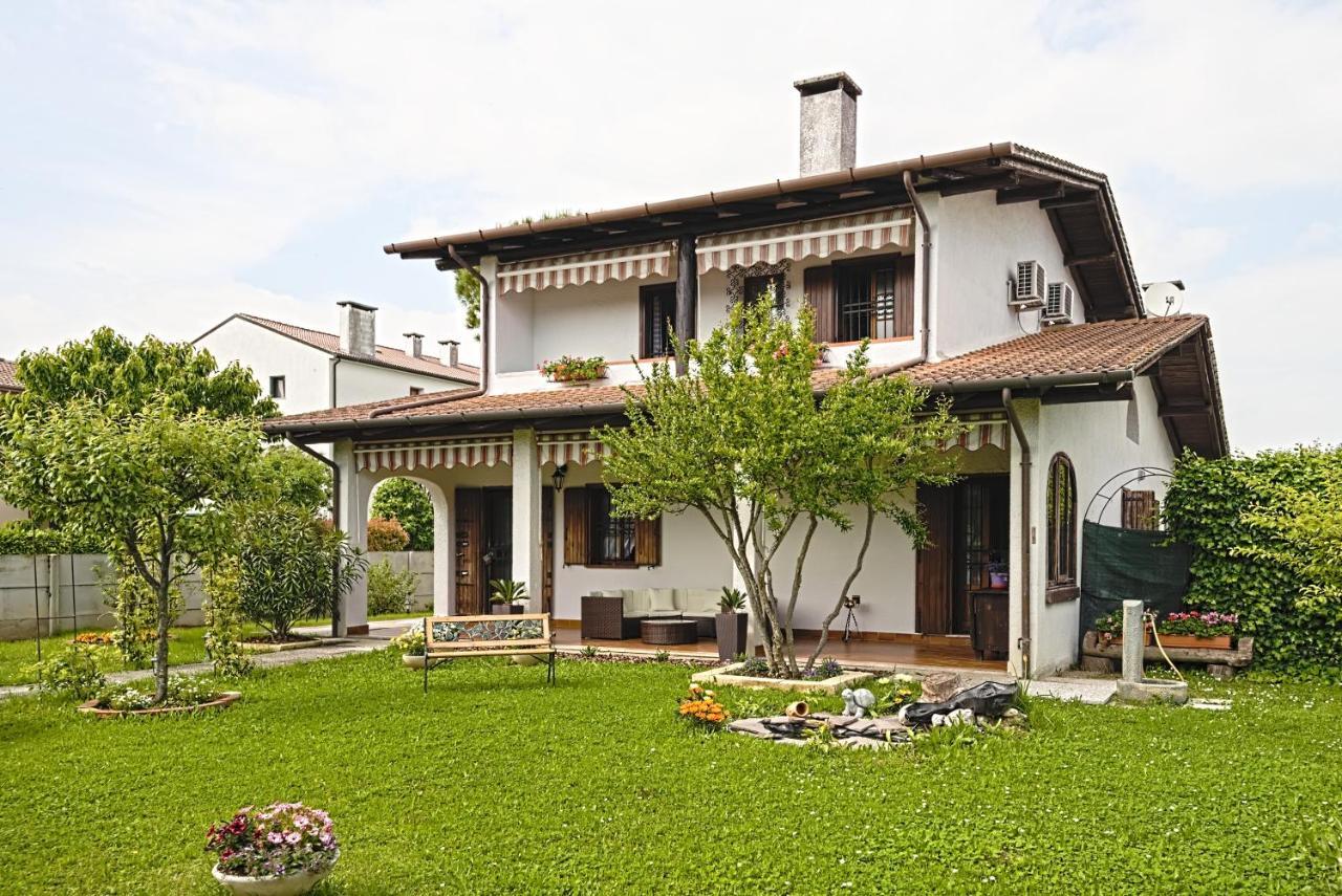 Vecchia Favola House Βίλα Quarto dʼAltino Εξωτερικό φωτογραφία
