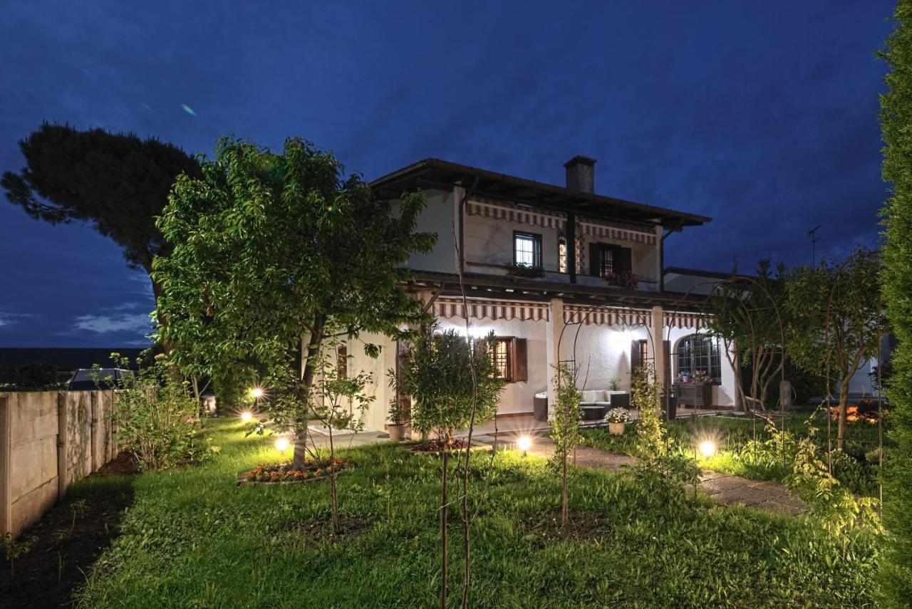 Vecchia Favola House Βίλα Quarto dʼAltino Εξωτερικό φωτογραφία